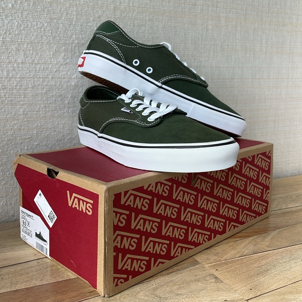 NIB Vans ‘Chima Ferguson’ Green Skate Shoe, Mens 9 and Women’s 10.5